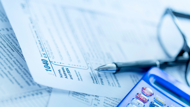 are tax attorney fees deductible